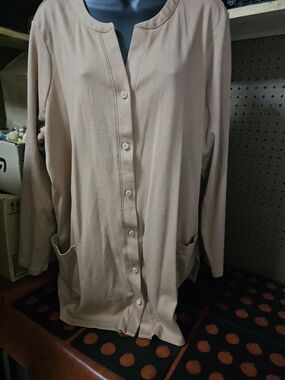 Isaac Mizrahi 2X Tan Button Up Cardigan